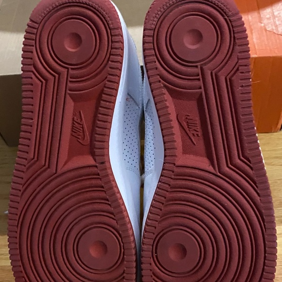 Air Force 1s - Picture 4 of 5